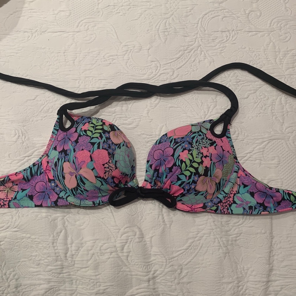 VICTORIA SECRET Floral Bathing Suit Top
